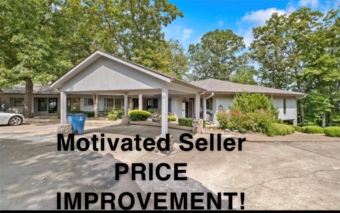 Abingdon Ln, Bella Vista, AR 72715