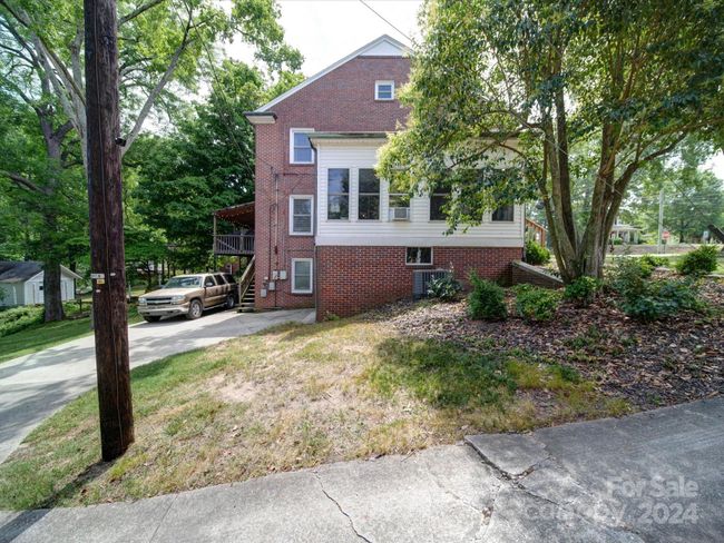 313 E Martin St, House other with 5 bedrooms, 4 bathrooms and null parking in Wadesboro NC | Image 5