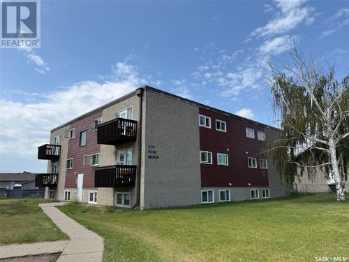 2311 Ross Cres, North Battleford, SK, S9A3R2 | Card Image