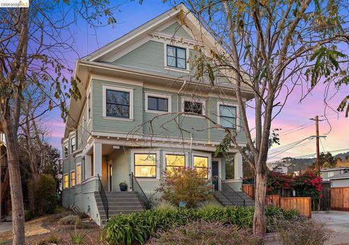 2259 Derby St, Berkeley, CA, 94705-1017 | Card Image