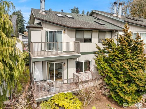 apt-b2-18003 108th Ave Ne, Bothell, WA, 98011-3257 | Card Image