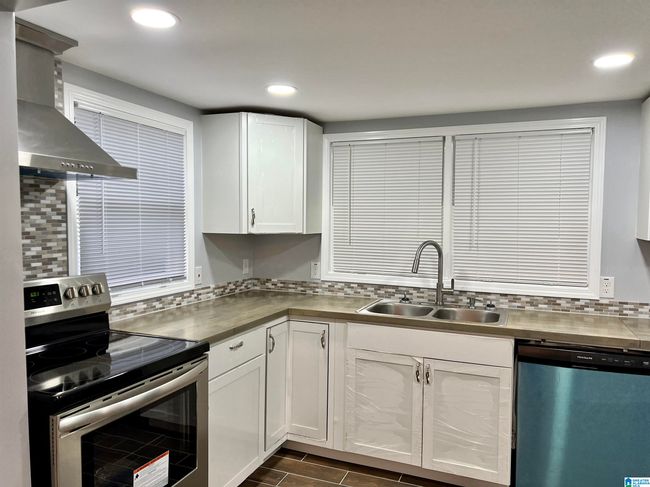 1316 Glenwood St Nw, House other with 2 bedrooms, 2 bathrooms and null parking in CENTER POINT AL | Image 5