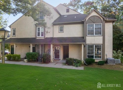 107 Commons At Kingswood Dr, East Brunswick, NJ, 08816-5208 | Card Image