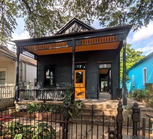 747 Louisiana Ave, New Orleans, LA, 70115 | Card Image