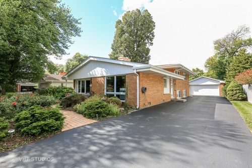 128 S Linden Ave, Elmhurst, IL, 60126-3605 | Card Image