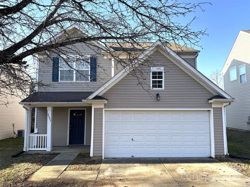2807 Forest Grove Ct, Charlotte, NC, 28269-1044 | Card Image