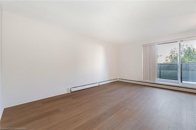 101 - 81 Charlton Ave E, House attached with 2 bedrooms, 1 bathrooms and 1 parking in Hamilton ON | Image 12