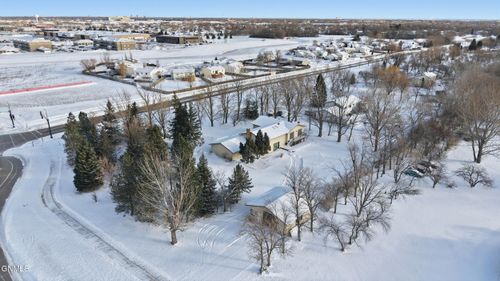 3512 40th Ave S, Prairie Rose, ND, 58104-6603 | Card Image