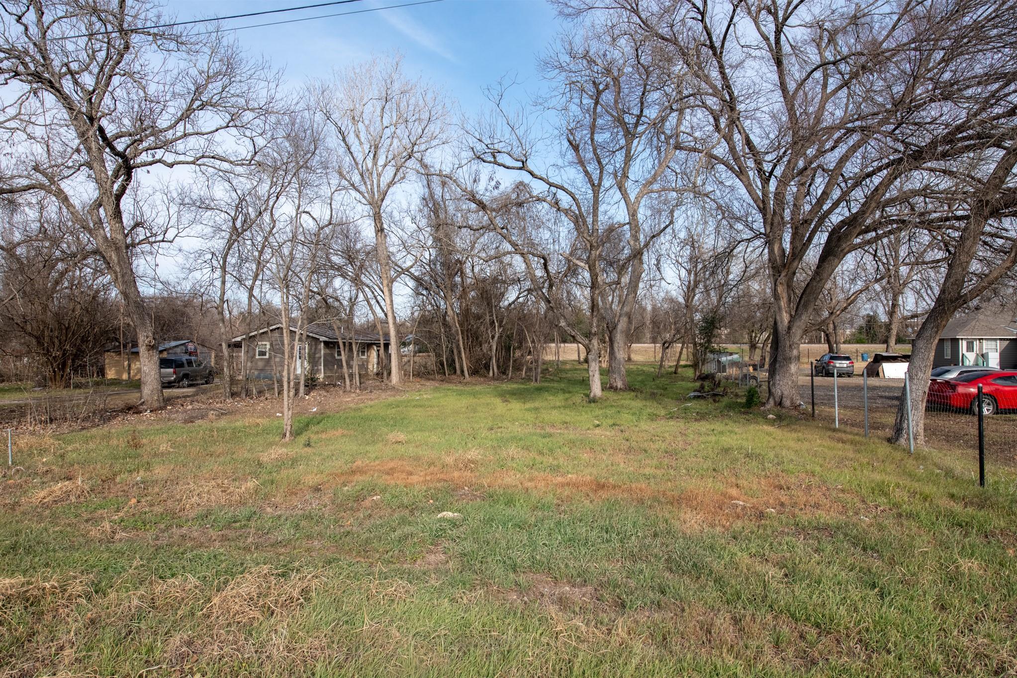 Land in Elgin 2