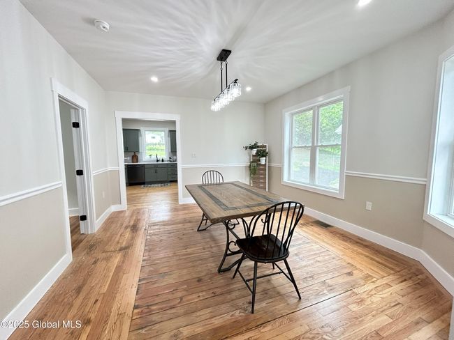 Original 126-Year-Old Hardwood Floors | Image 17