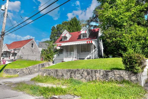 244 James St, N Versailles, PA, 15137-2024 | Card Image