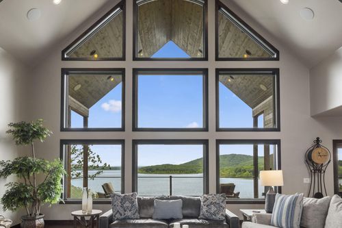 894 Discovery Bay Dr, Shell Knob, MO, 65747-8086 | Card Image