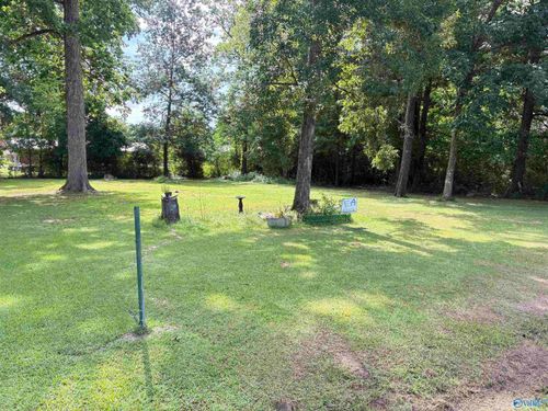 325 Woodall Ln, Scottsboro, AL, 35768-4214 | Card Image