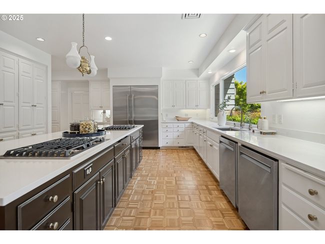 1890 S Greenwood Rd, House other with 5 bedrooms, 5 bathrooms and 2 parking in Portland OR | Image 12