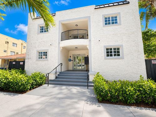 1132 Nw 3rd St, Miami, FL, 33128-1036 | Card Image