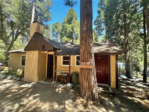 40914 Oak Dr, Forest Falls, CA, 92339-9764 | Card Image