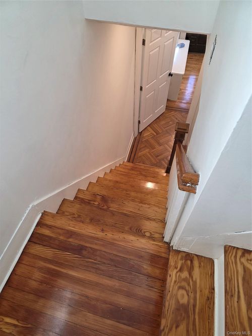 114-36 194th St, Saint Albans, NY, 11412-2742 | Card Image
