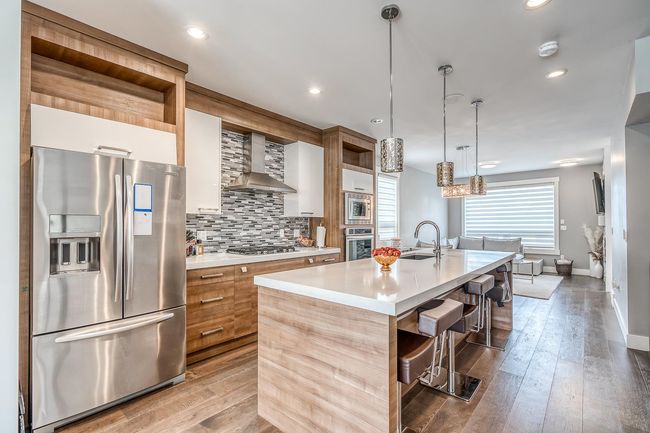 4004 1 St Nw, Home with 4 bedrooms, 3 bathrooms and 2 parking in Calgary AB | Image 9