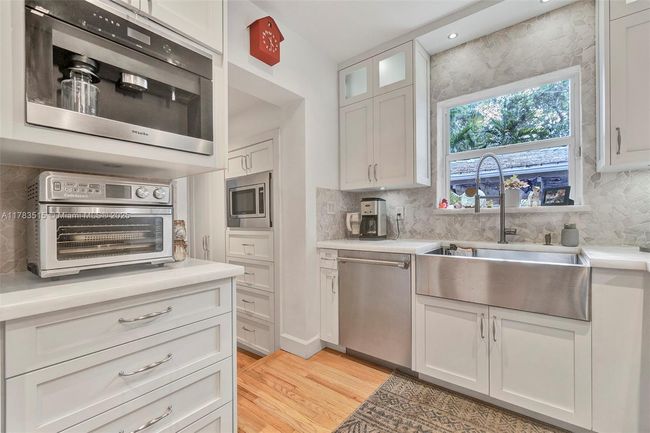 4131 Lybyer Ave, House other with 3 bedrooms, 2 bathrooms and null parking in Coconut Grove FL | Image 17