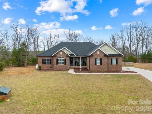 1468 Kinks Ln, Maiden, NC, 28650-9687 | Card Image