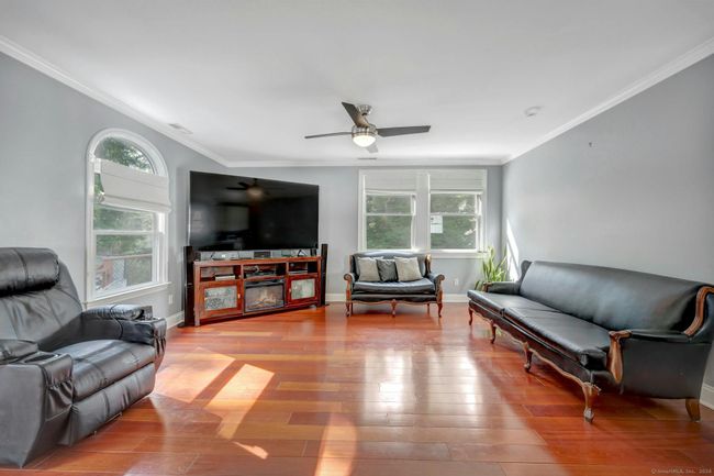 In Law Living room | Image 20