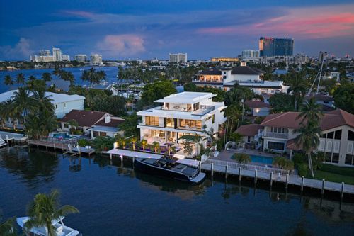 1721 Se 11th St, Fort Lauderdale, FL, 33316-1445 | Card Image