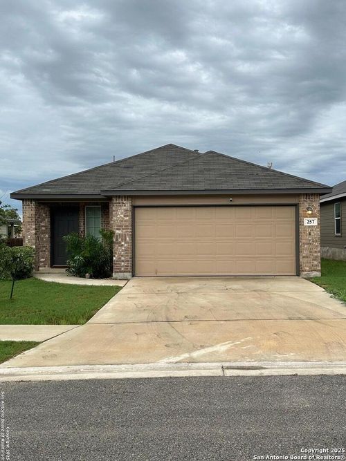 257 Middle Green Loop, Floresville, TX, 78114-0047 | Card Image