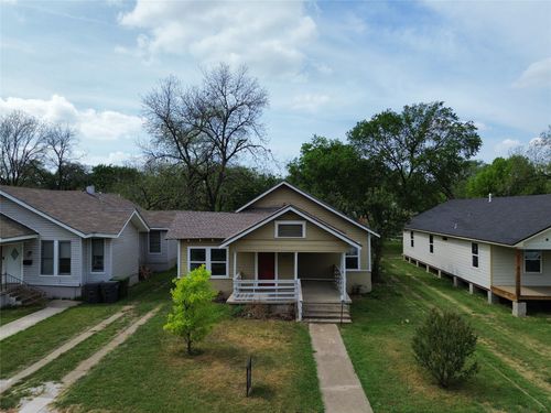 2107 Gorman Ave, Waco, TX, 76707-2803 | Card Image