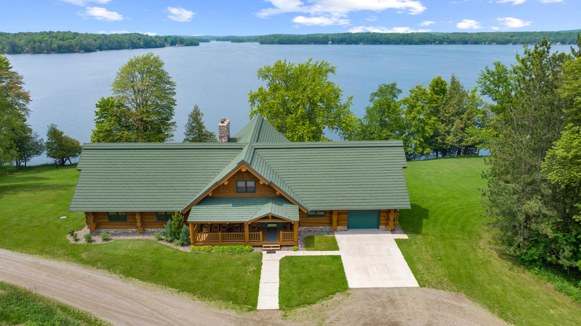 Residential in Pickerel 4