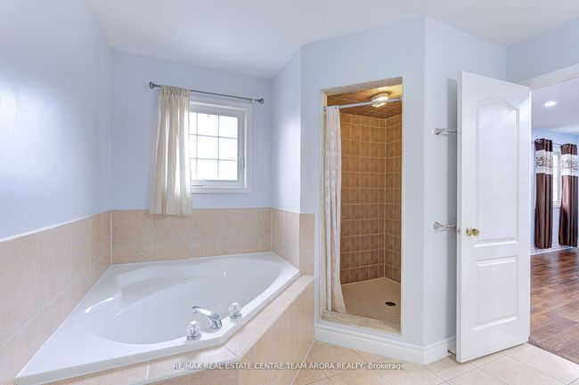 27 Beresford Cres, House other with 5 bedrooms, 4 bathrooms and 4 parking in Brampton ON | Image 23