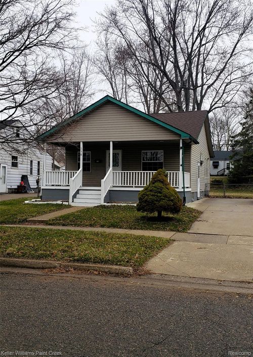 138 W Strathmore Ave, Pontiac, MI, 48340-2774 | Card Image
