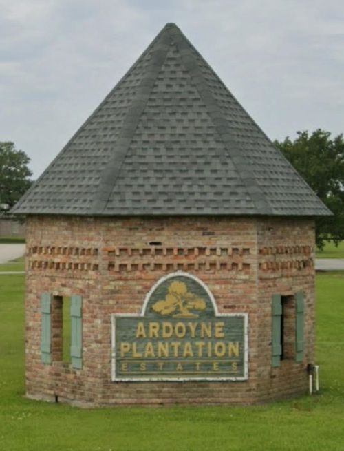 2888 Highway 311, Schriever, LA, 70395-3274 | Card Image