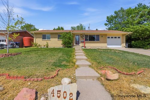 4502 E 16th St, Cheyenne, WY, 82001-6434 | Card Image