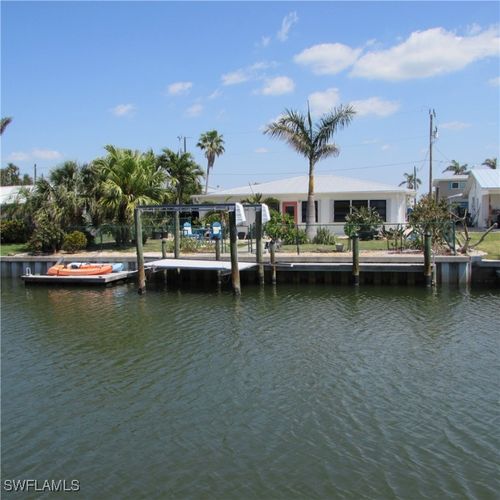 3797 Emerald Ave, ST. JAMES CITY, FL, 33956-2205 | Card Image