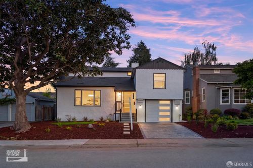 503 30th Ave, San Mateo, CA, 94403-3203 | Card Image