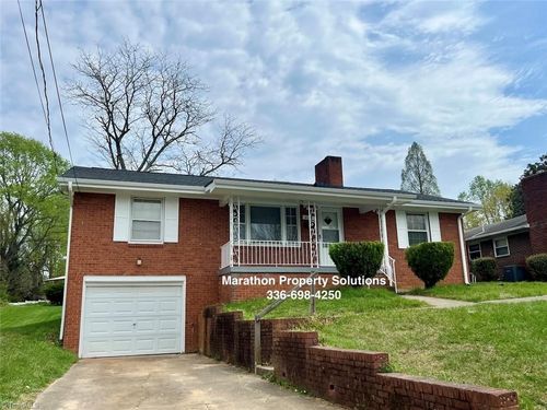 837 Crawford St, Winston-Salem, NC, 27101-3535 | Card Image