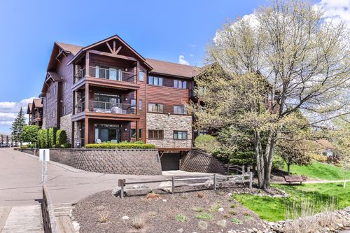 204-311 E Park Ave, Minocqua, WI, 54548-8305 | Card Image