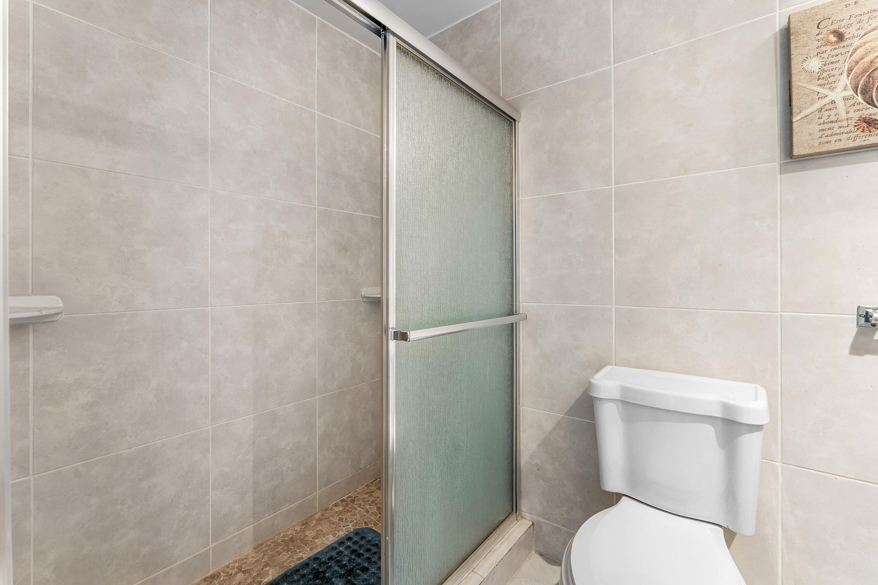 Residential Lease in Lake Worth 4