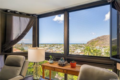 apt-1-501 Hahaione St, Honolulu, HI, 96825-1425 | Card Image