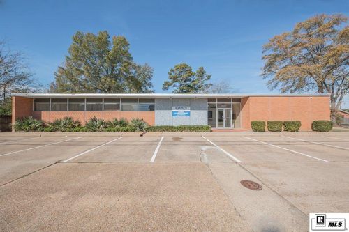 807 Hudson Ln, Monroe, LA, 71201-5520 | Card Image