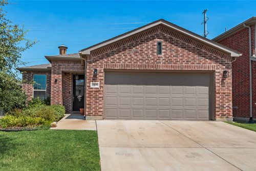 1919 Livingston Rd, Irving, TX, 75062-4820 | Card Image