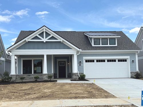7073 Yosemite Dr, Zionsville, IN, 46077-0777 | Card Image