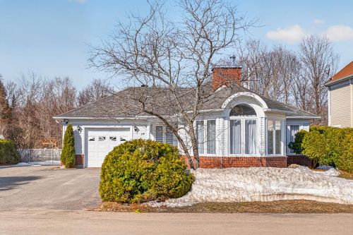 24 Place Alexandre-Peuvret, Ste-Catherine-De-La-J-Cartier, QC, G3N0R6 | Card Image