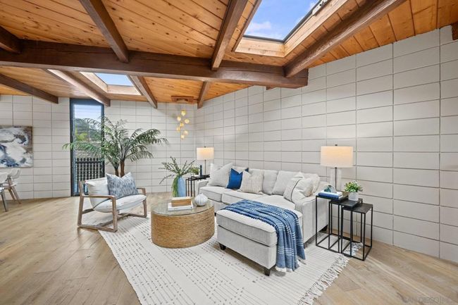 2036 Santa Fe Ave, Condo with 3 bedrooms, 2 bathrooms and 4 parking in Del Mar CA | Image 5