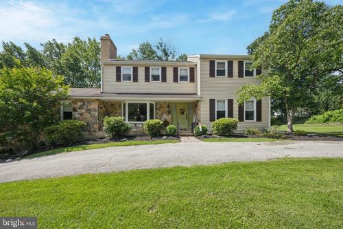8 Todmorden Ln, ROSE VALLEY, PA, 19086-6729 | Card Image