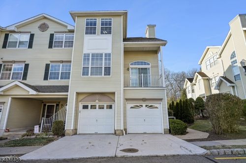 52-52 Wildflower Ln, Morristown, NJ, 07960-2772 | Card Image