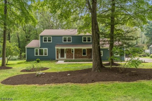 56 Mountainside Rd, Mendham, NJ, 07945-2016 | Card Image