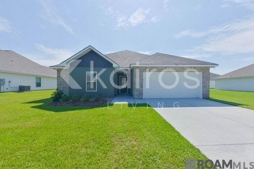 103 Acoustic Lane, Carencro, LA, 70520 | Card Image