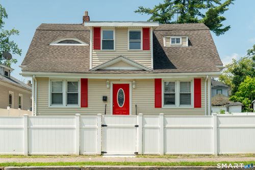 103 Baltimore St, Hartford, CT, 06112-1803 | Card Image