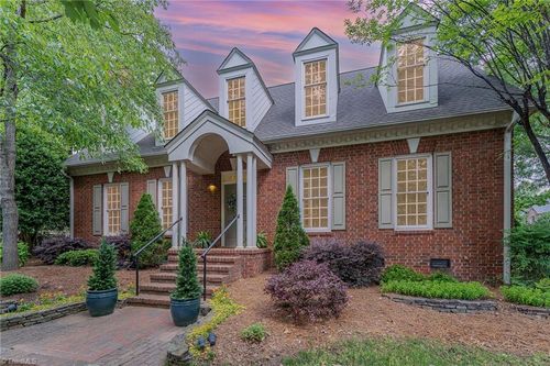 515 Daybreak Sq N, Greensboro, NC, 27455-3480 | Card Image